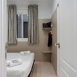 Апартаменты Enjoybcn Tapies *