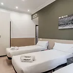Enjoybcn Tapies Апартаменты *