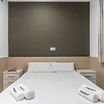 Апартаменты Enjoybcn Tapies *