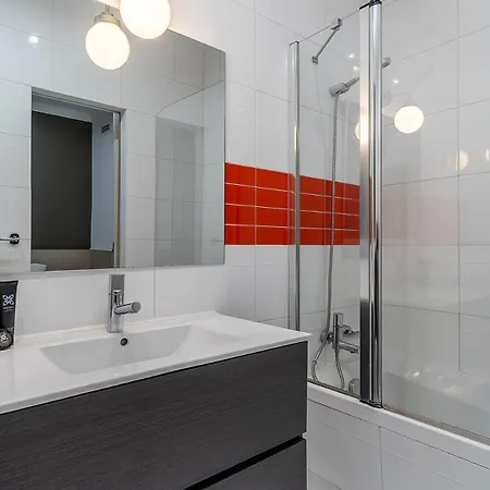 Enjoybcn Tapies Apartament *
